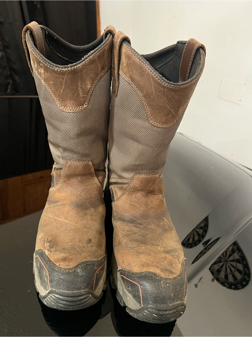 Irish Settler steel toe pull on work boots
Size 10.5